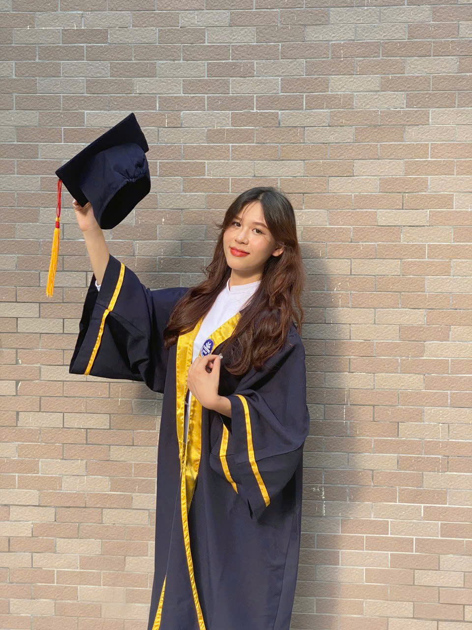 bán và cho thuê bộ áo tốt nghiệp đại học Sư phạm HNUE