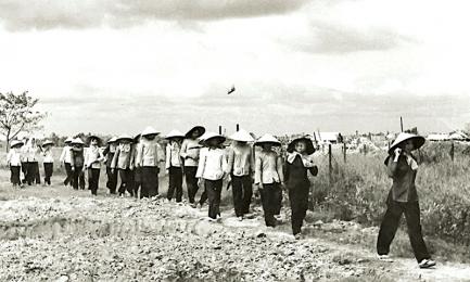 Nguồn gốc áo bà ba - nét duyên dáng người Nam Bộ