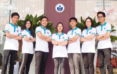 Điểm danh những bộ đồng phục thể dục đại học hot nhất 2023