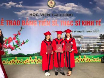 Trang phục Duyên Hà - may đo và cho thuê áo thạc sĩ giá tốt 2023