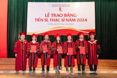 Thông tin cần biết khi thuê áo cử nhân tại Trang phục Duyên Hà