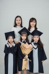 Tại sao bạn nên lựa chọn dịch vụ “thuê áo tốt nghiệp mầm non giá rẻ” của Duyên Hà