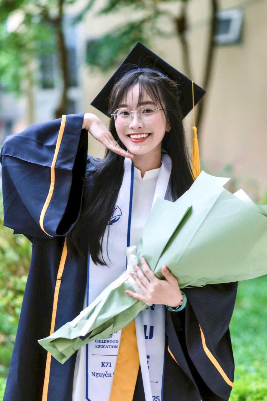 Duyên Hà cung cấp dịch vụ giặt là và sửa chữa áo cử nhân uy tín