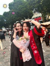 Duyên Hà - địa chỉ thuê áo cử nhân đại học tốt nhất Hà Nội