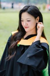 Địa chỉ Thuê áo cử nhân đại học FPT uy tín ở Hà Nội