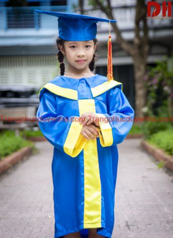 Áo cử nhân mầm non CNMN020