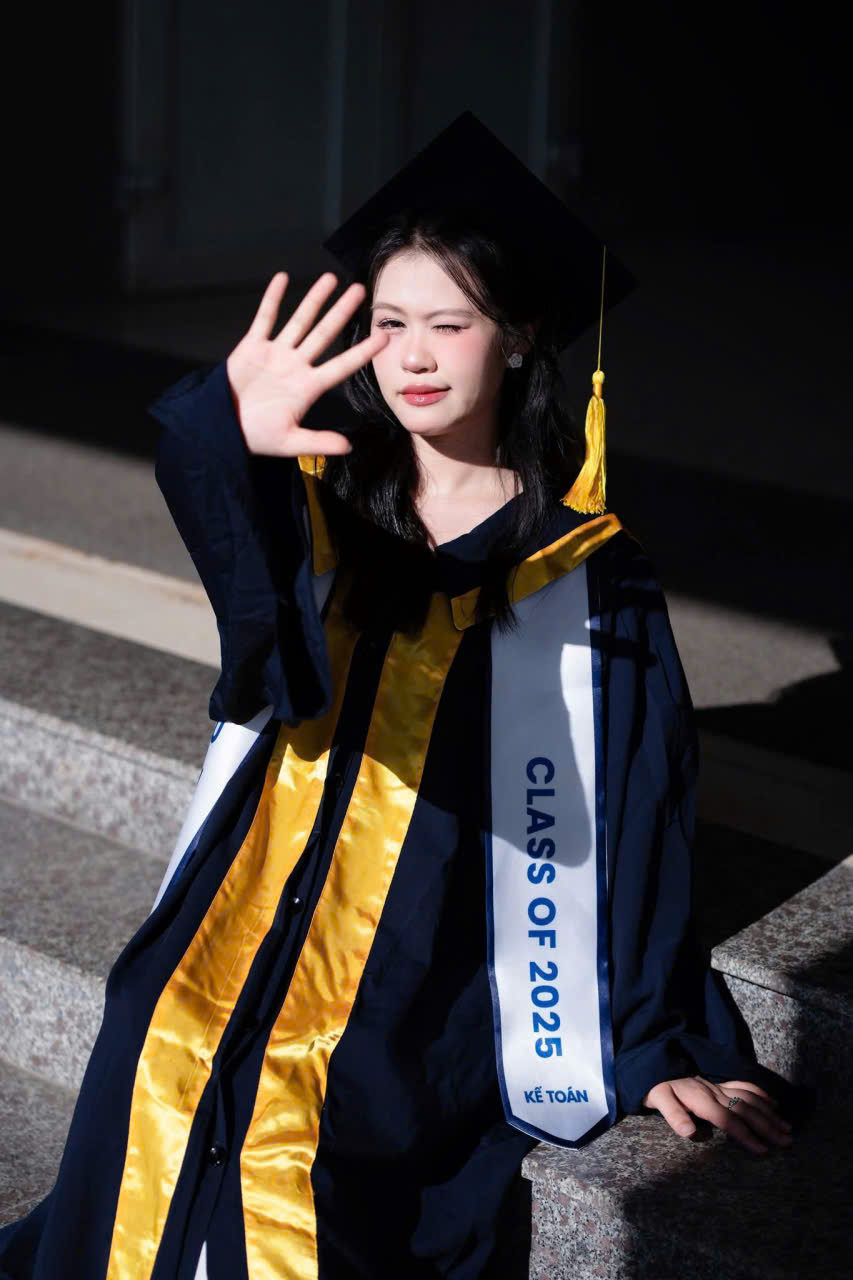 Sash kỷ yếu
