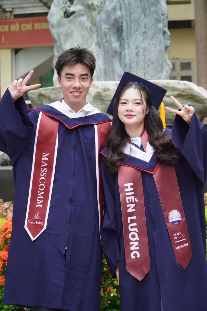 May sash tốt nghiệp theo yêu cầu