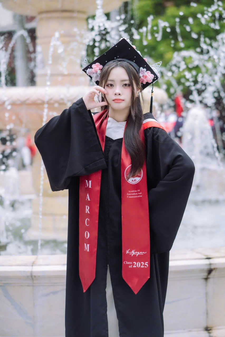 mua áo cử nhân AJC