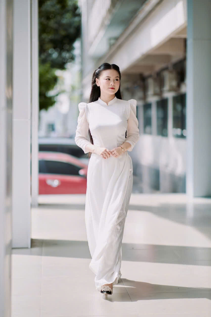 cho thuê áo dài kỷ yếu