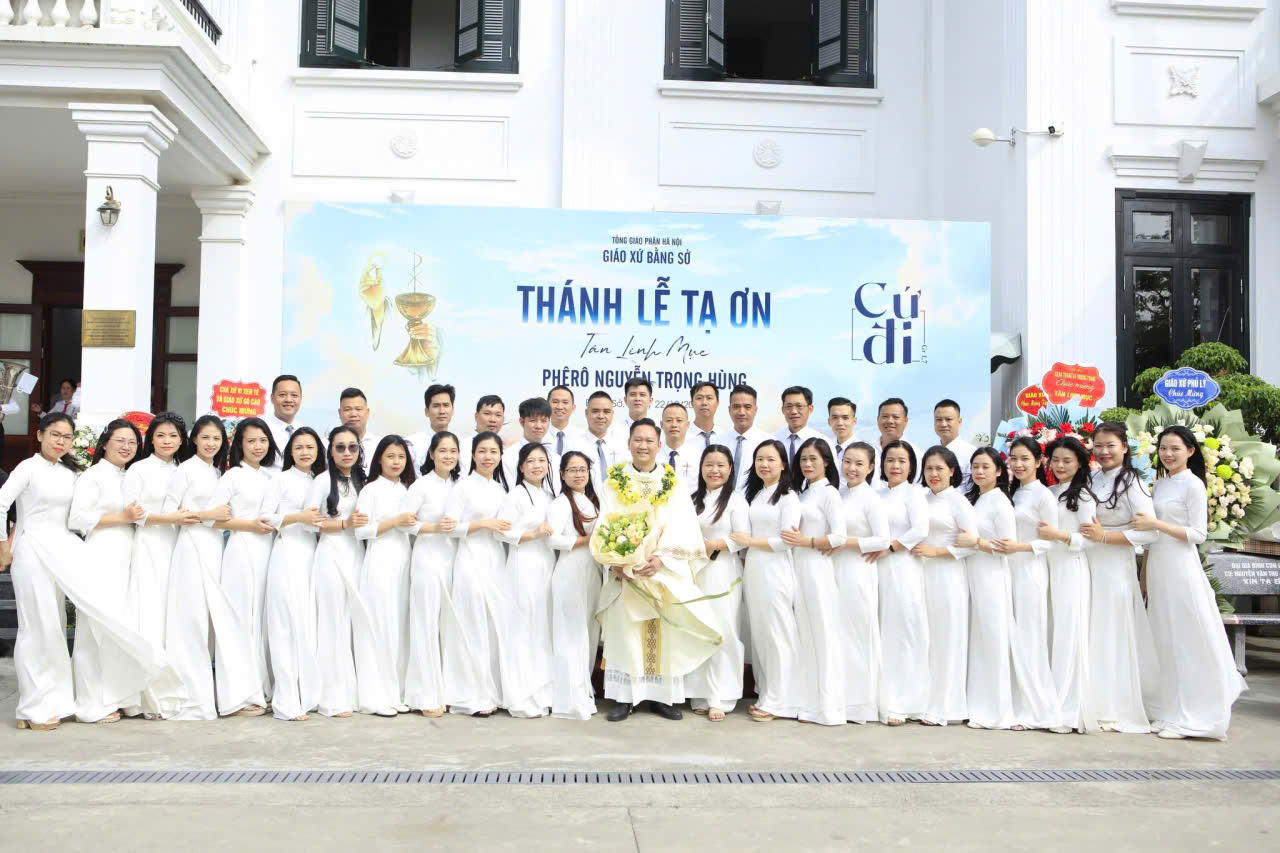 địa chỉ may áo dài ca đoàn