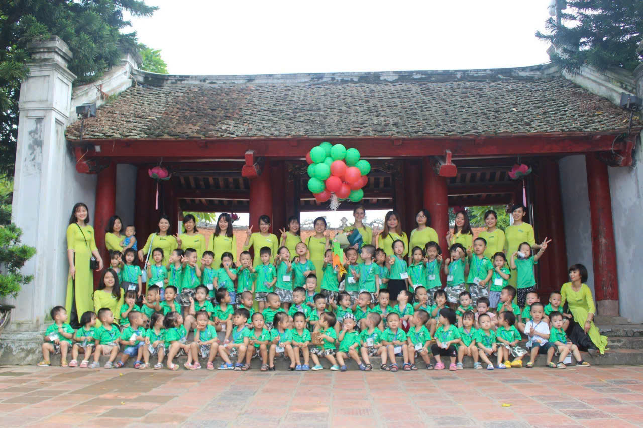 Áo dài đồng phục giáo viên mầm non