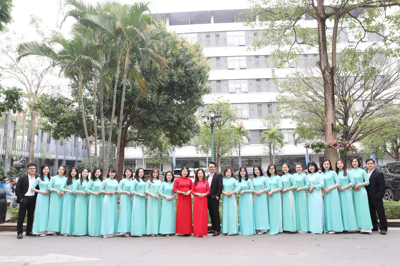 Áo dài đồng phục cơ quan