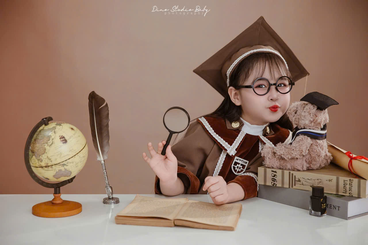 Áo cử nhân mầm non Hàn Quốc