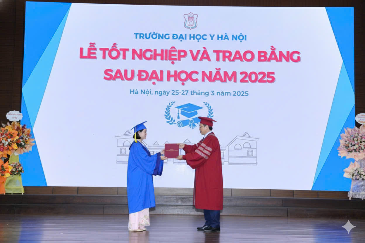 áo thạc sĩ đại học Y Hà Nội